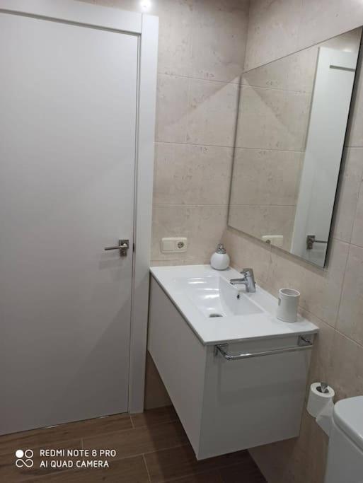 Acogedor Y Precioso Apartamento + Parking Privado Saint-Sébastien Extérieur photo